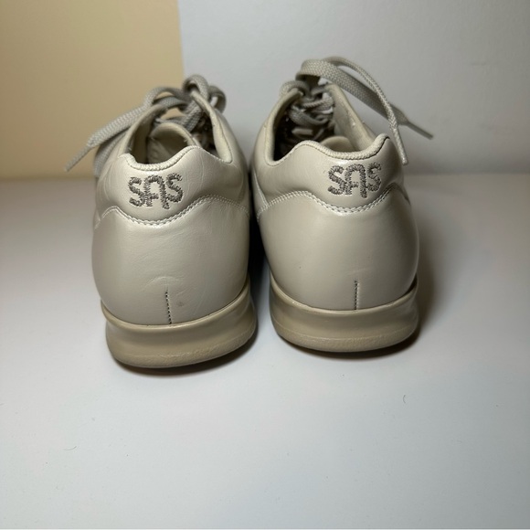 SAS Women's Sneakers in Light Beige - Picture 3 of 10